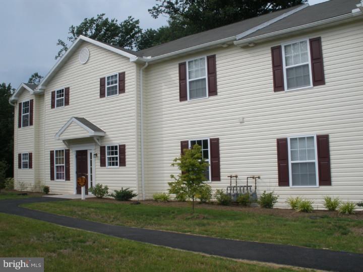 Large 2 BR, 2 BA condo in Laurel Village for rent. Beautiful kitchen includes flat range cook top, built in microwave, DW, garbage disposal, pantry & breakfast bar. Main bedroom features walk-in closet and private bath. Relax on the deck off of the LR. Landlord pays Assoc. fees. Tenant pays electric, water, gas, cable, phone. HOA covers snow/trash removal and common grounds maintenance. Owner is a licensed PA real estate broker.