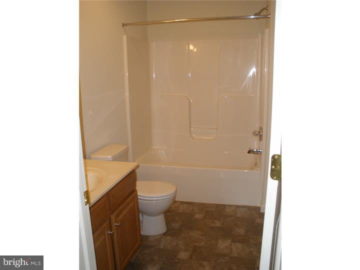 LAUREL VILLAGE - Residential Lease