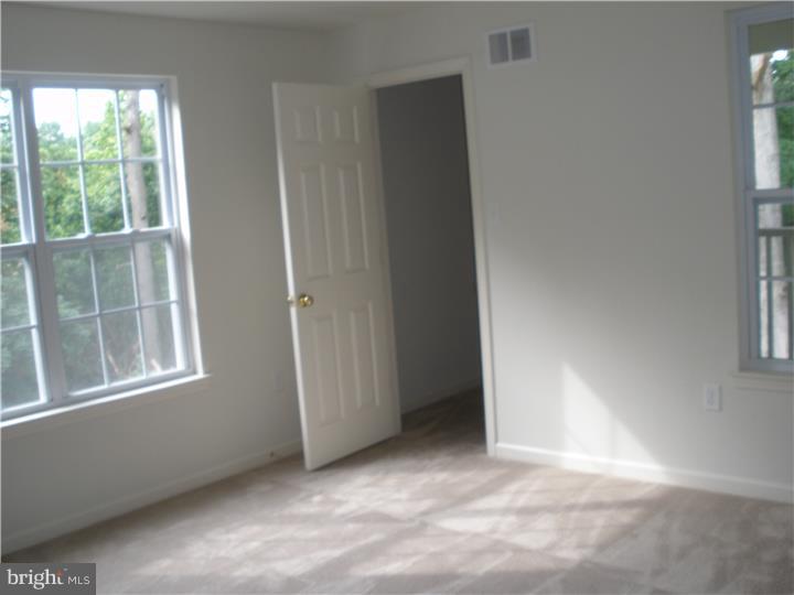 LAUREL VILLAGE - Residential Lease