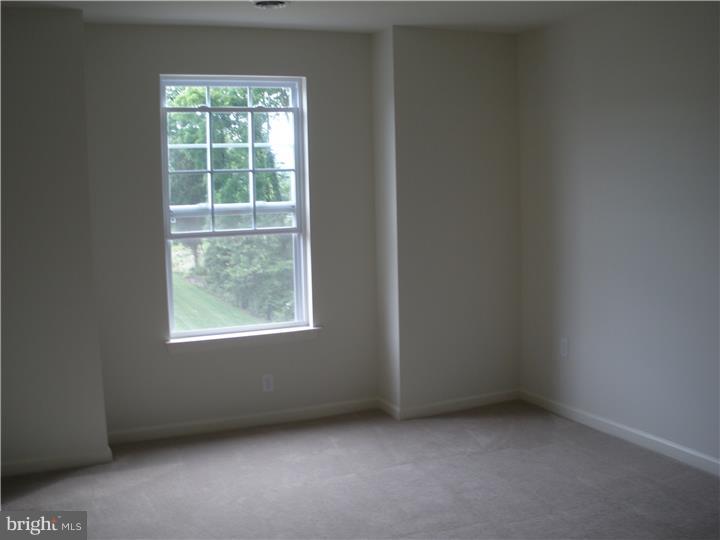 LAUREL VILLAGE - Residential Lease