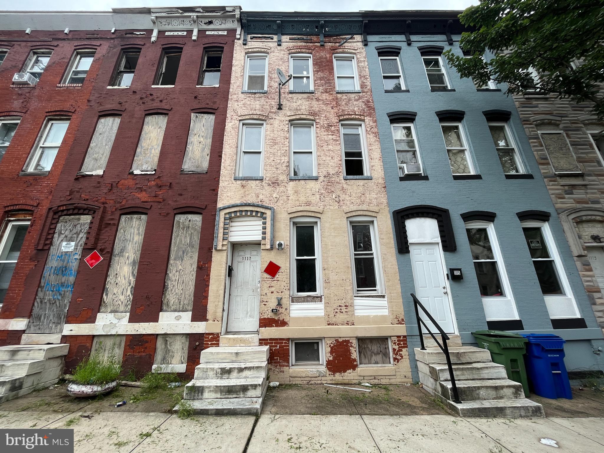 ONLINE AUCTION: Bidding begins 8/4/2025 @ 10:00 AM. Bidding ends 8/6/2025 @ 6:30 PM. List Price is Suggested Opening Bid. Deposit: $5,000.
3 story townhome in the Sandtown-Winchester neighborhood.
Located in West Baltimore, near Harlem Square Park and UMMC Midtown, with convenient access to N Fulton Ave and W Lafayette St.
Property is believed to be a vacant shell in need of renovation.