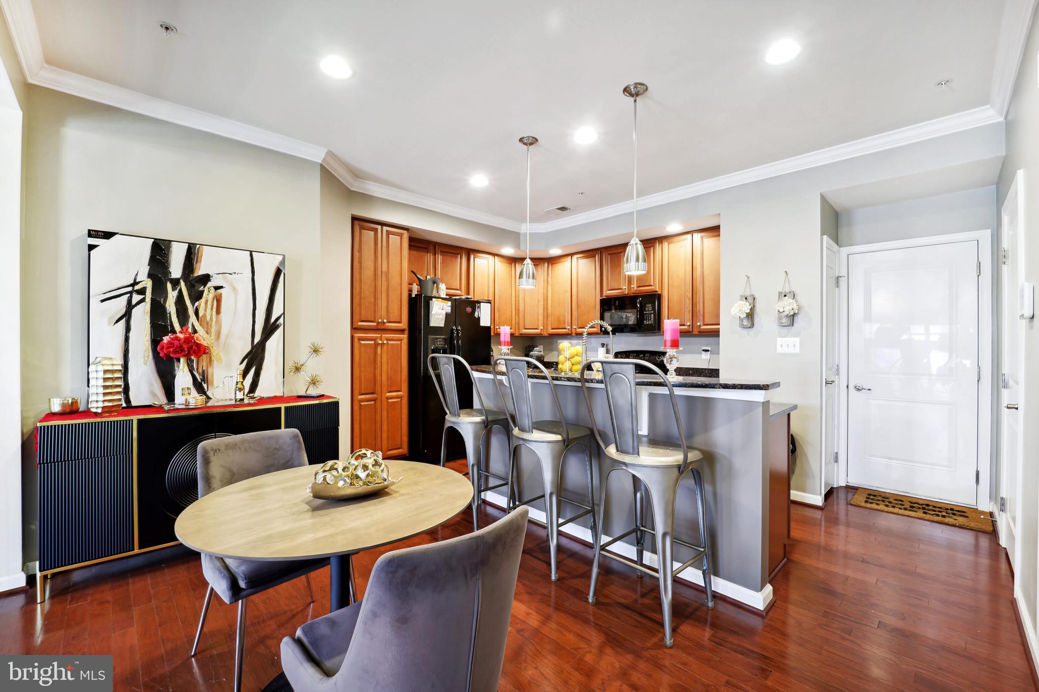 HALL STATION - Residential Lease