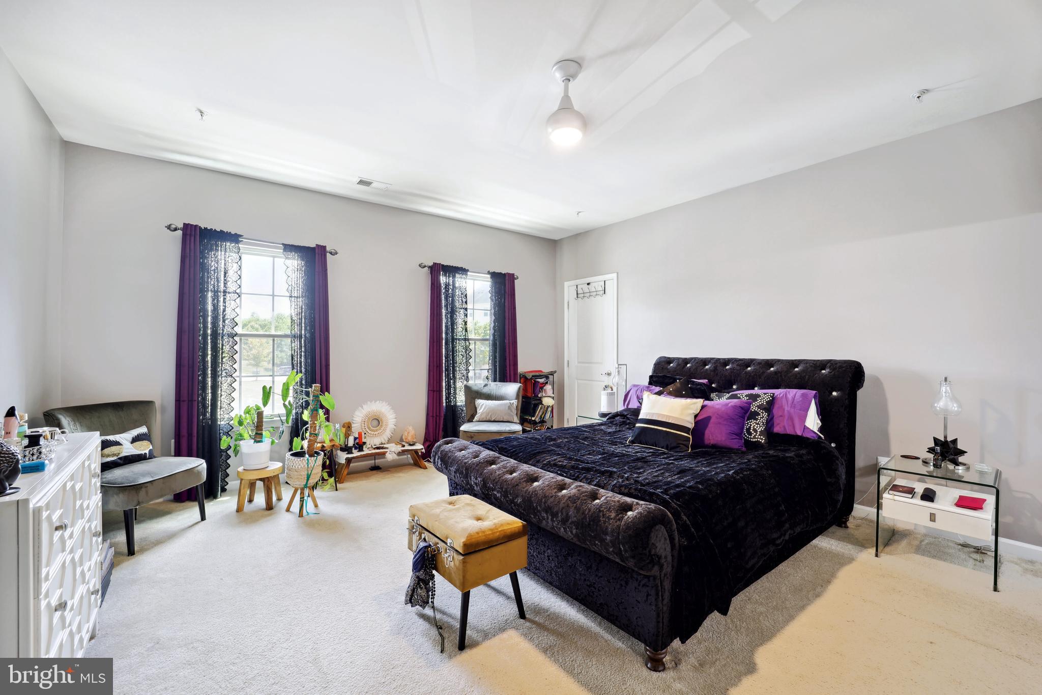 HALL STATION - Residential Lease