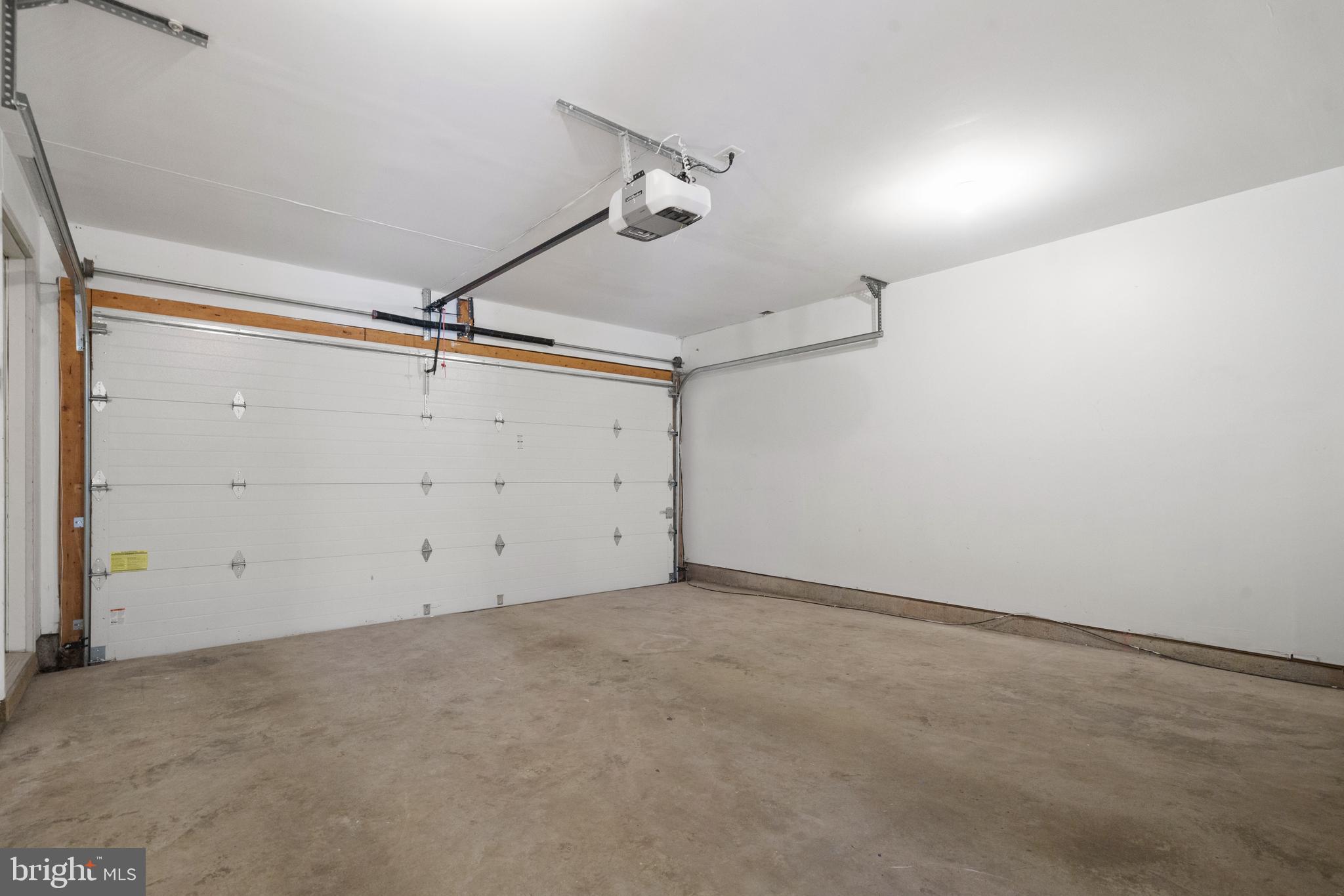 ASHBURN FARM - Residential