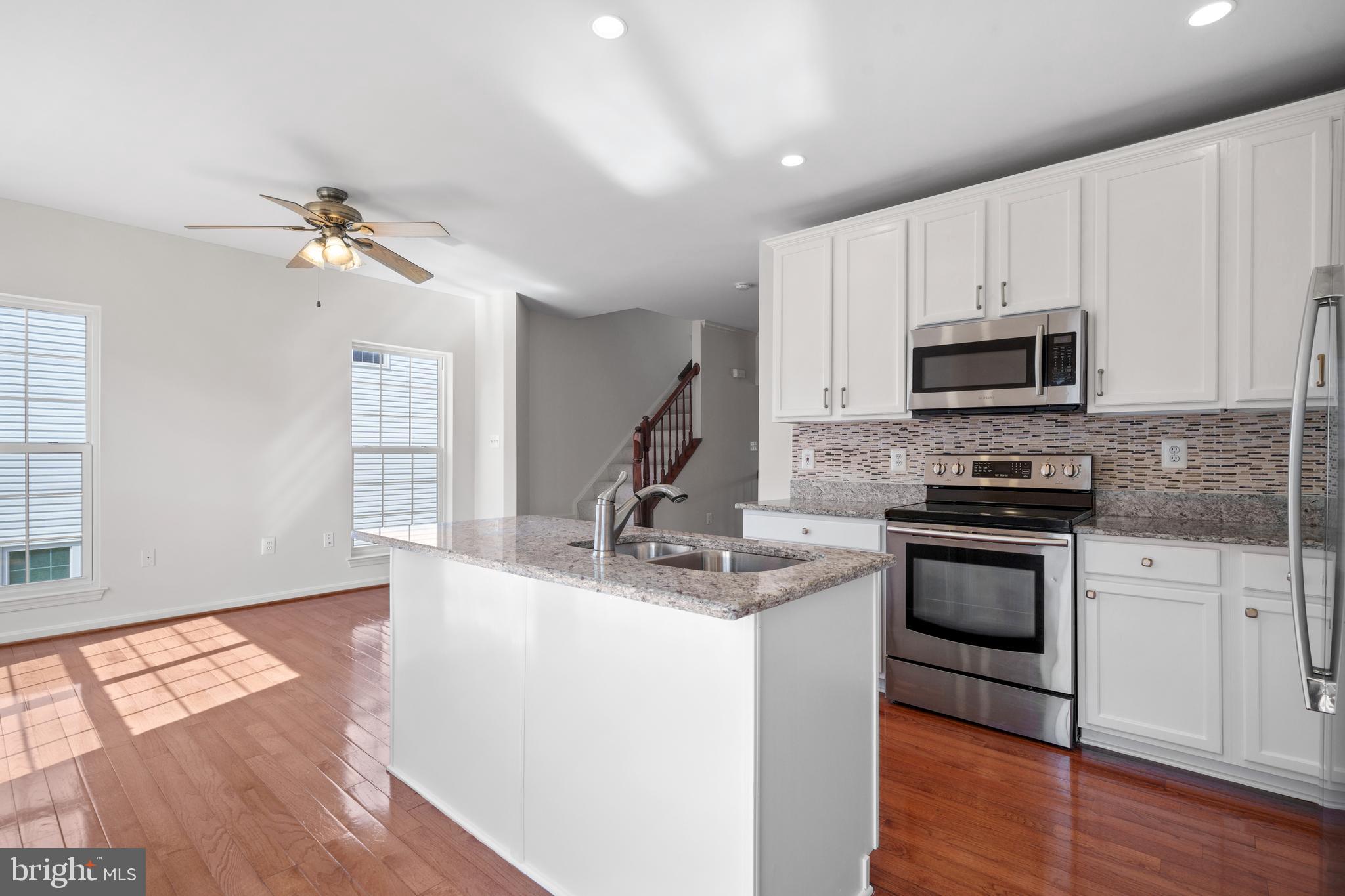 ASHBURN FARM - Residential