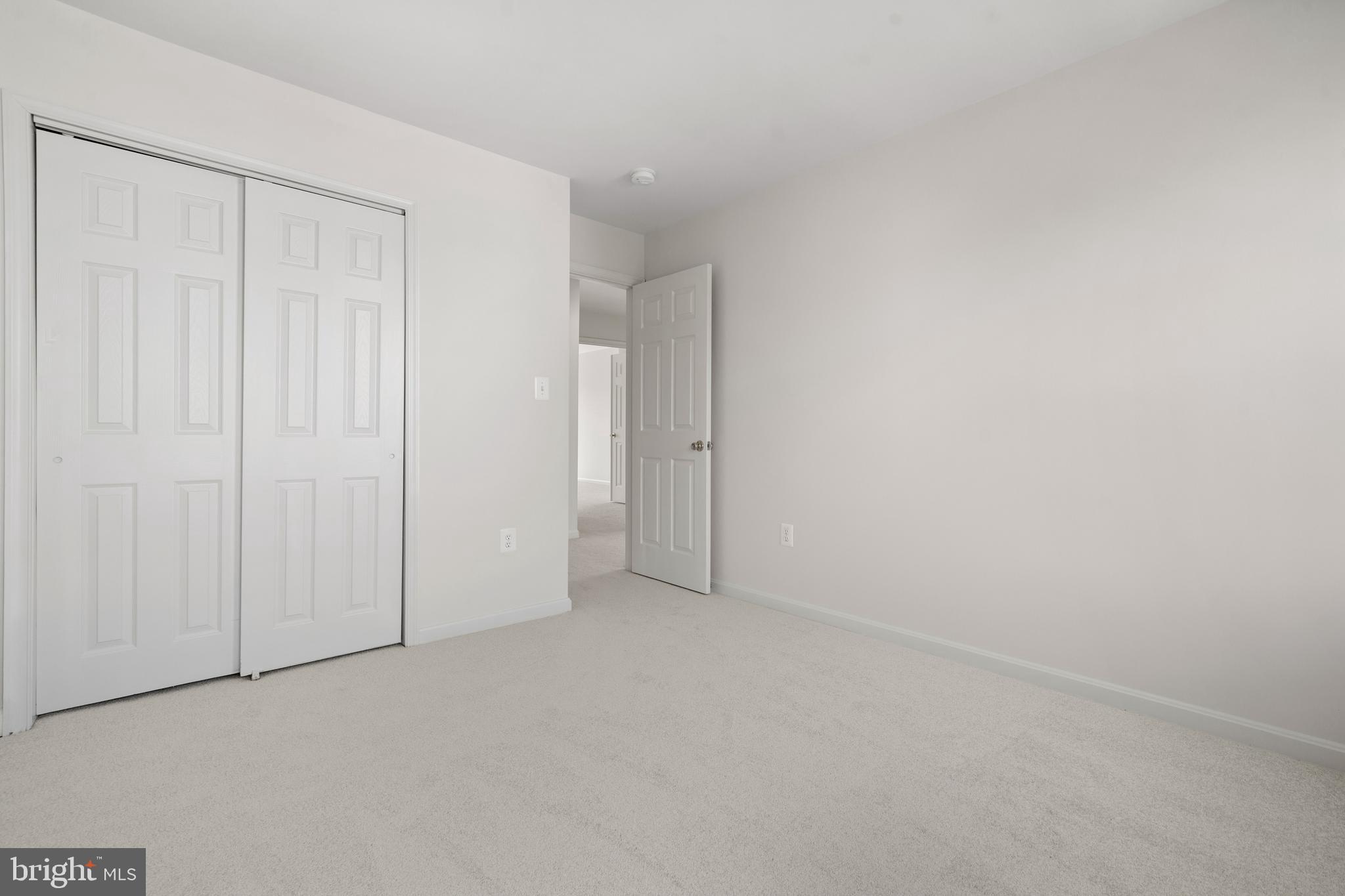 ASHBURN FARM - Residential