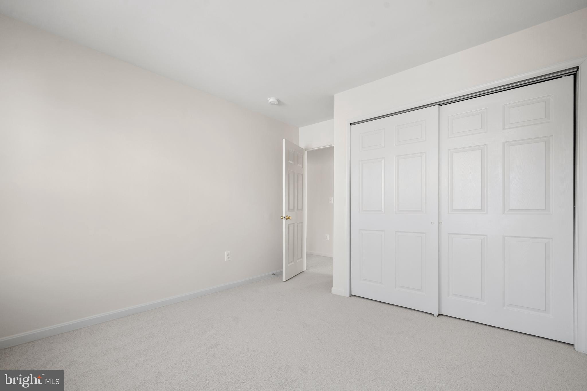 ASHBURN FARM - Residential