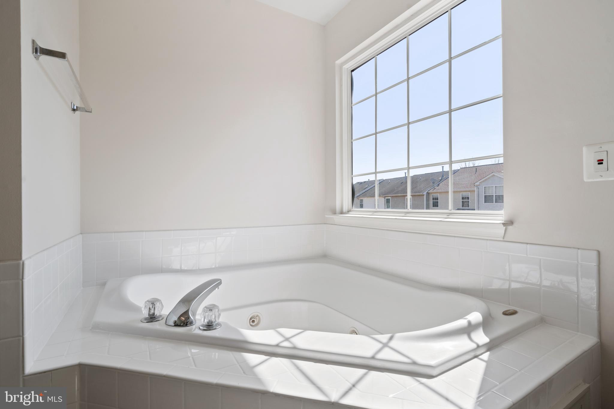 ASHBURN FARM - Residential