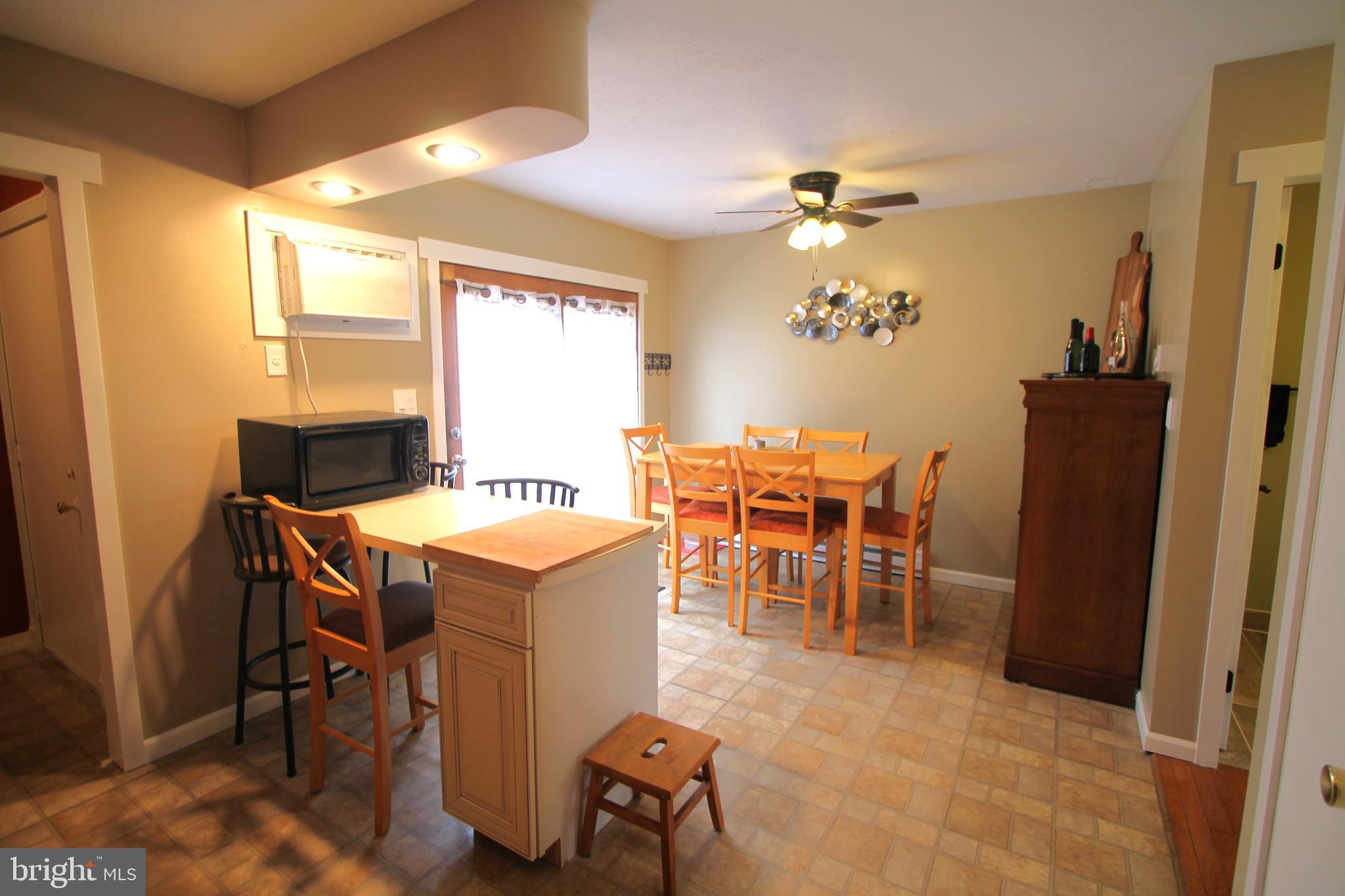 BAYFIELD HOUSE CONDOMINIUMS - Residential