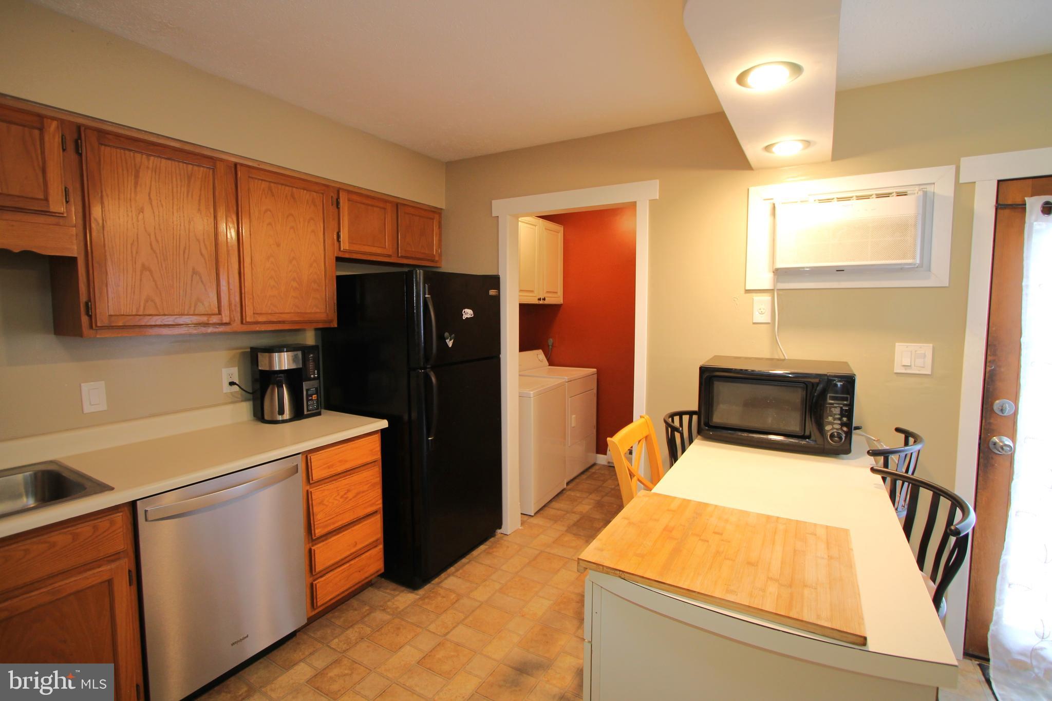 BAYFIELD HOUSE CONDOMINIUMS - Residential