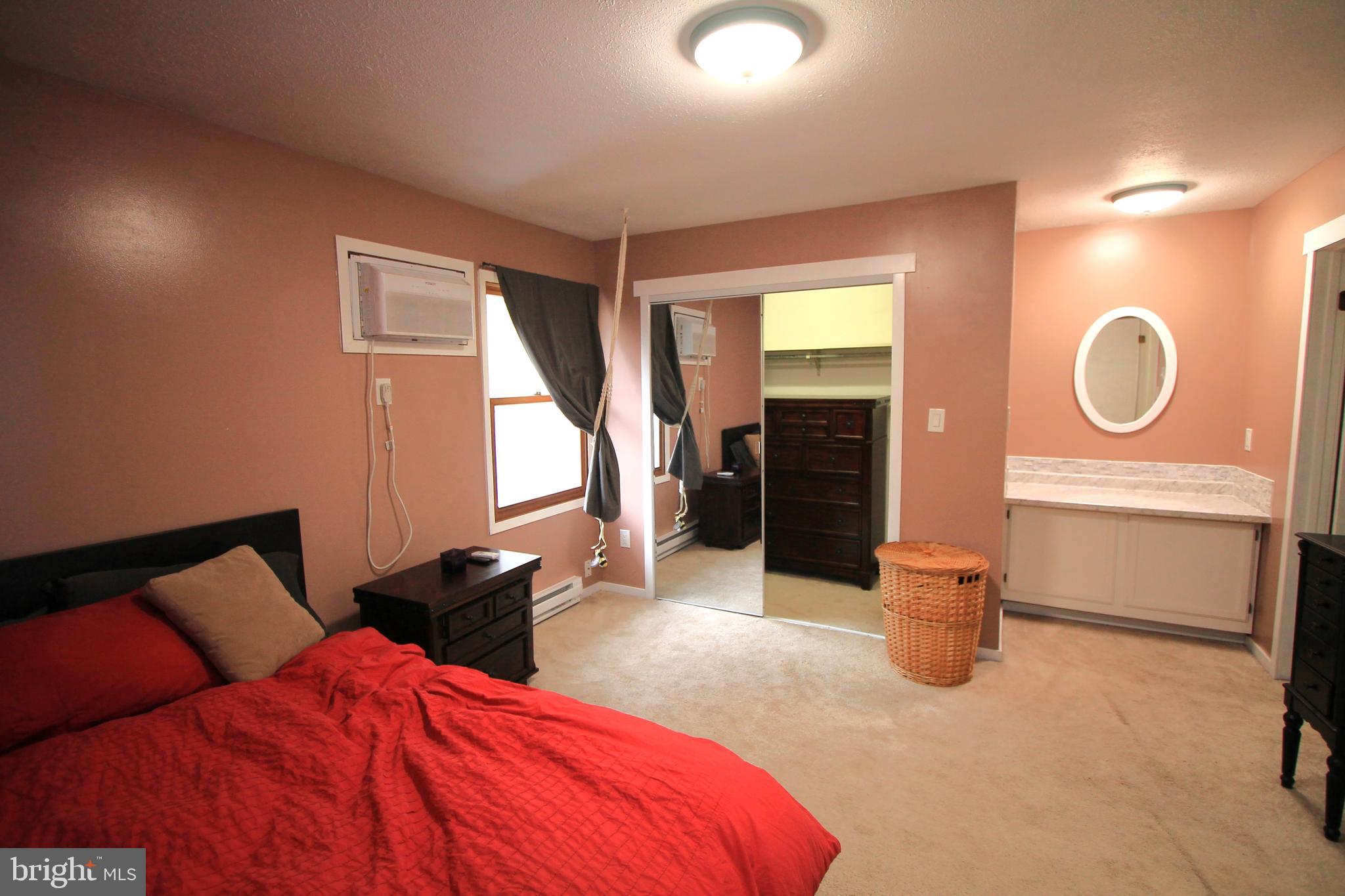 BAYFIELD HOUSE CONDOMINIUMS - Residential