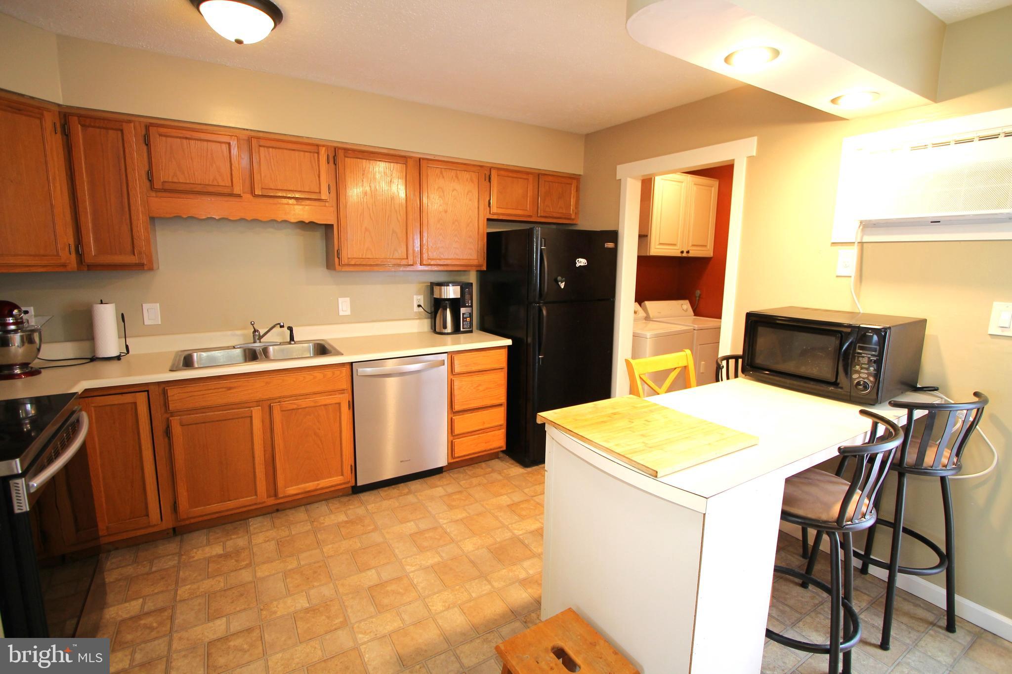 BAYFIELD HOUSE CONDOMINIUMS - Residential