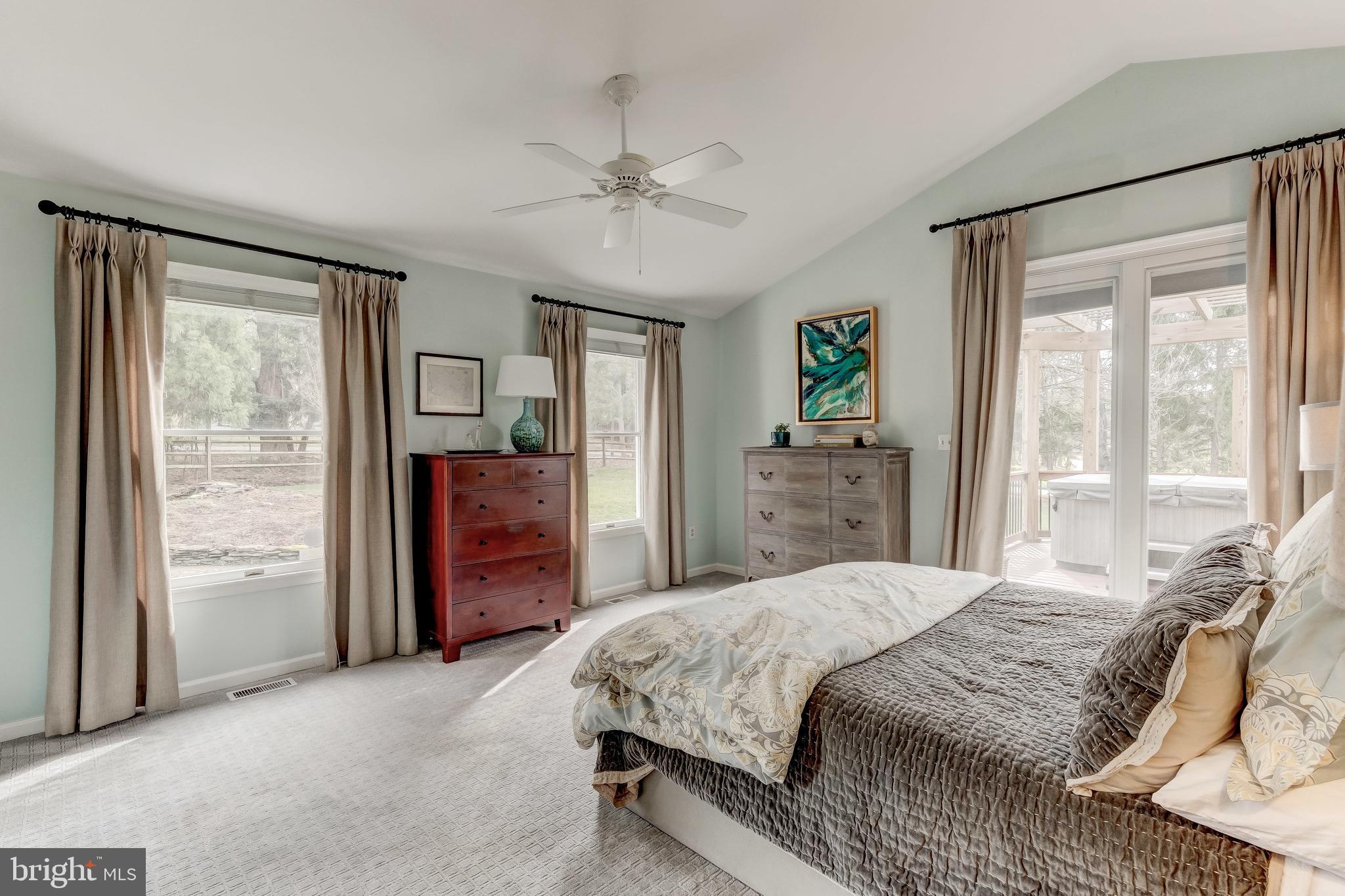 FALLS ROAD CORRIDOR - Residential