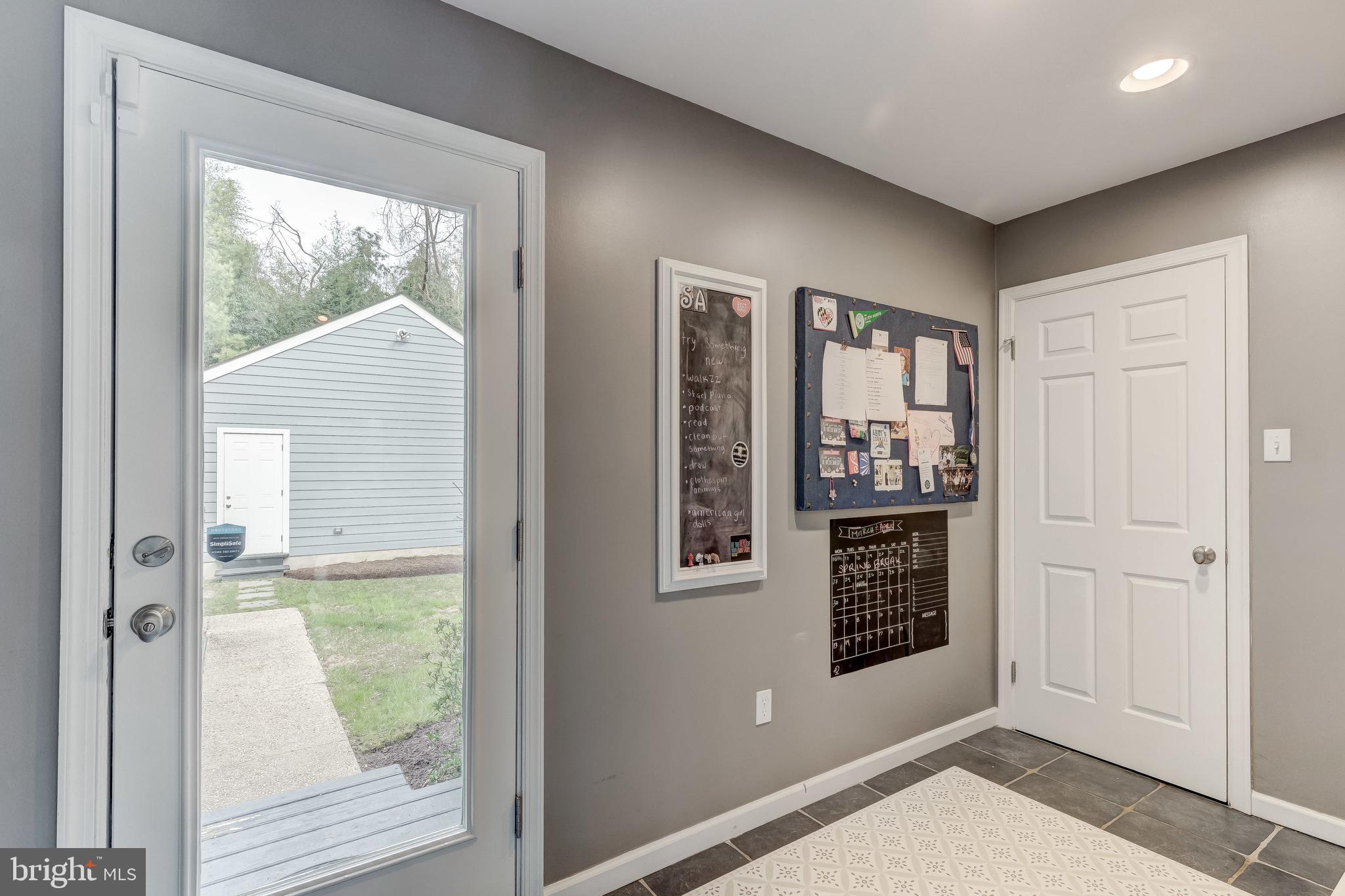 FALLS ROAD CORRIDOR - Residential