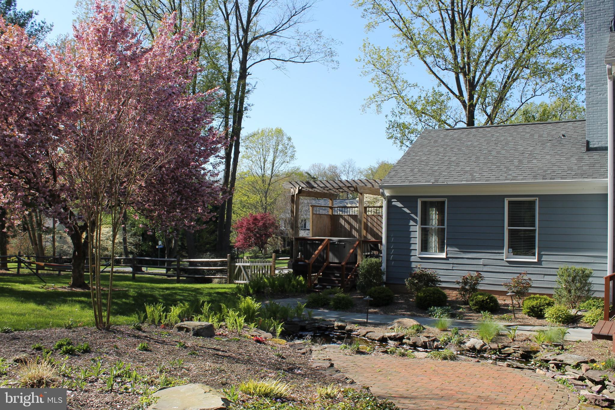 FALLS ROAD CORRIDOR - Residential