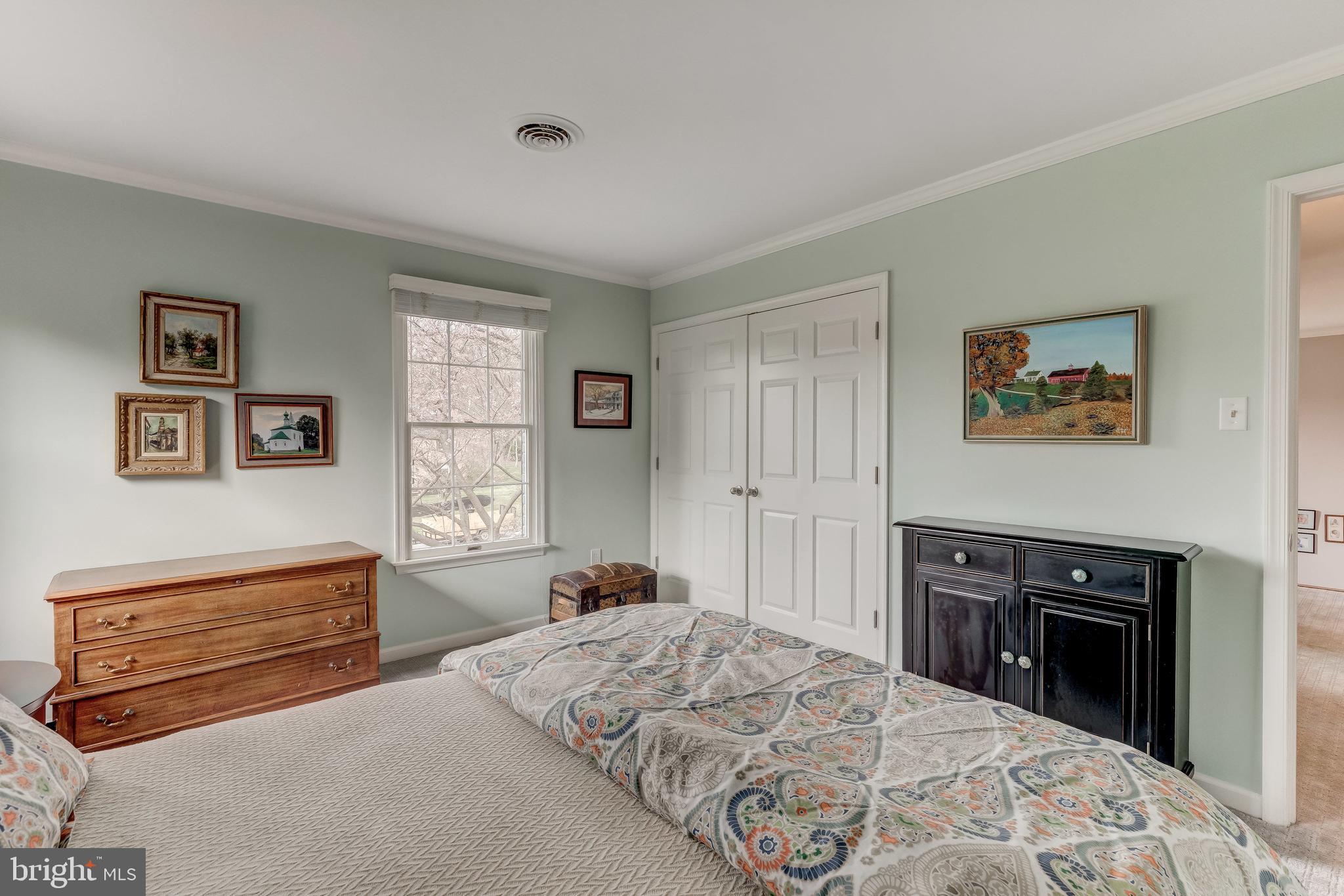 FALLS ROAD CORRIDOR - Residential