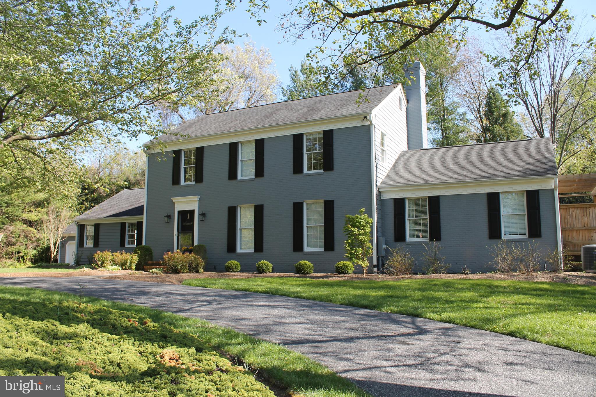 FALLS ROAD CORRIDOR - Residential
