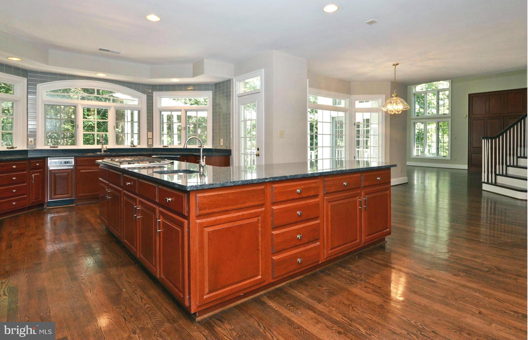 7012 FAWN TRAIL COURT