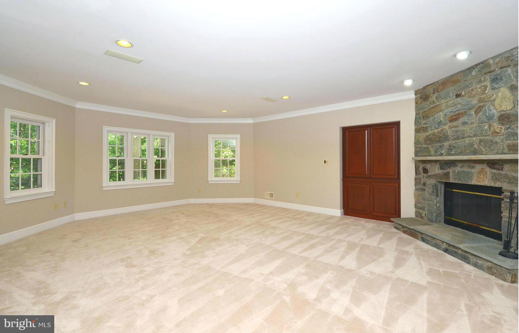 AVENEL - Residential