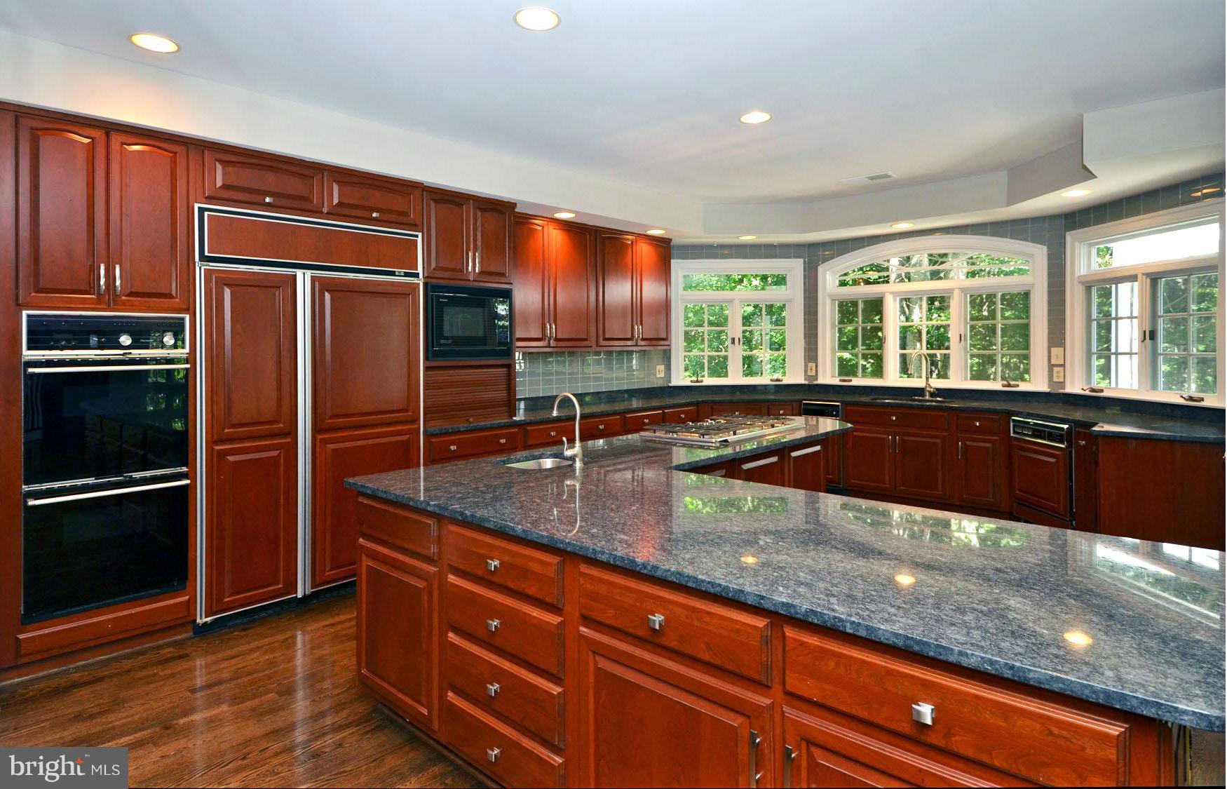 7012 FAWN TRAIL COURT