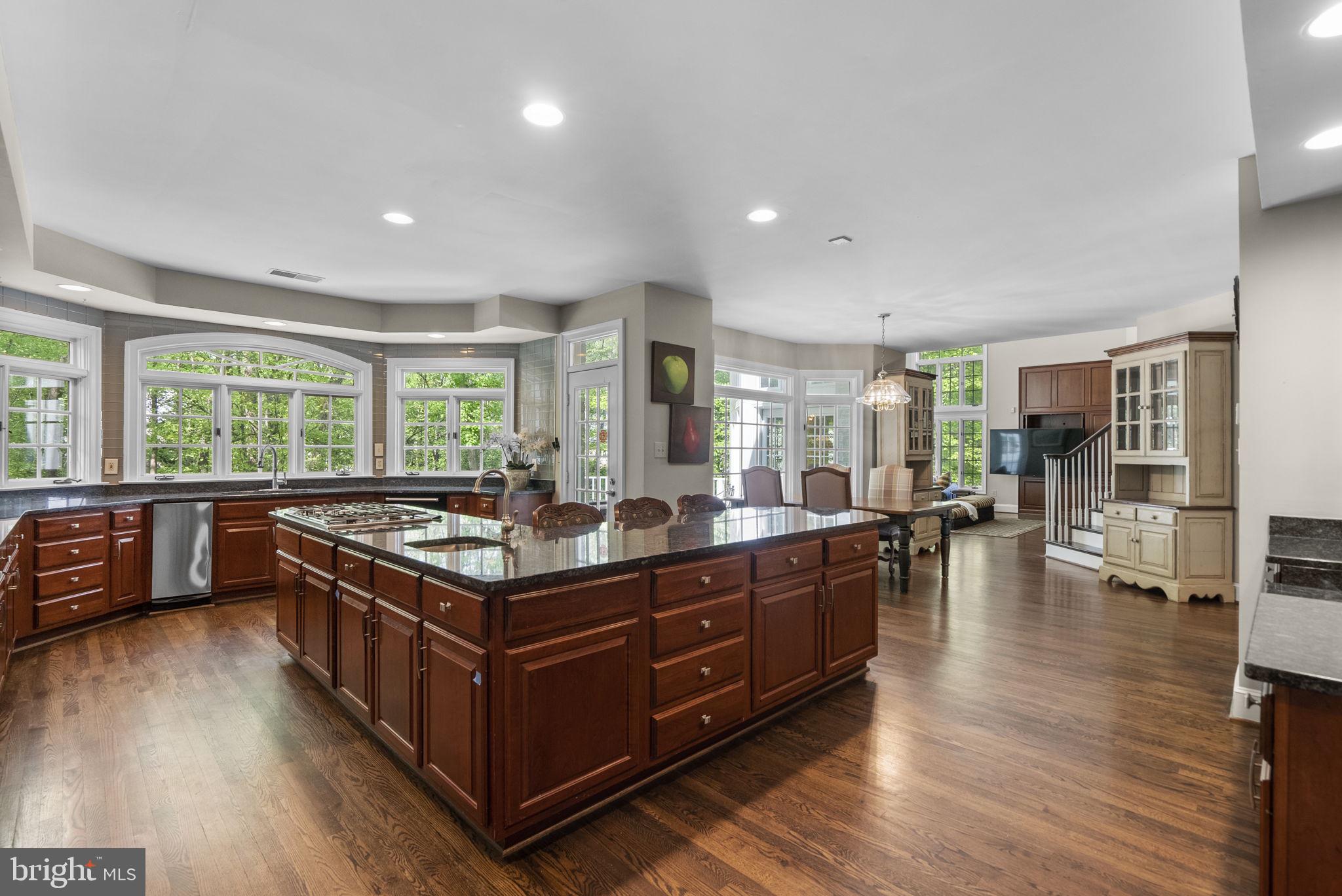 AVENEL - Residential