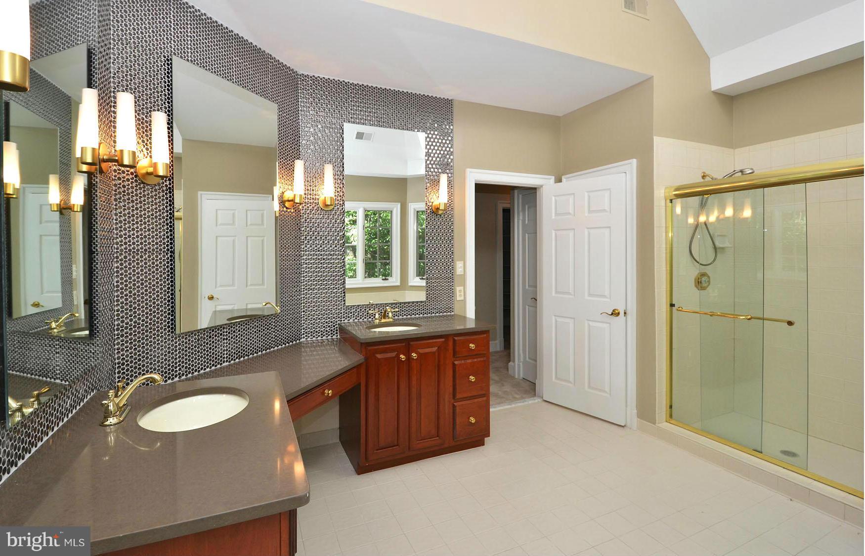 AVENEL - Residential