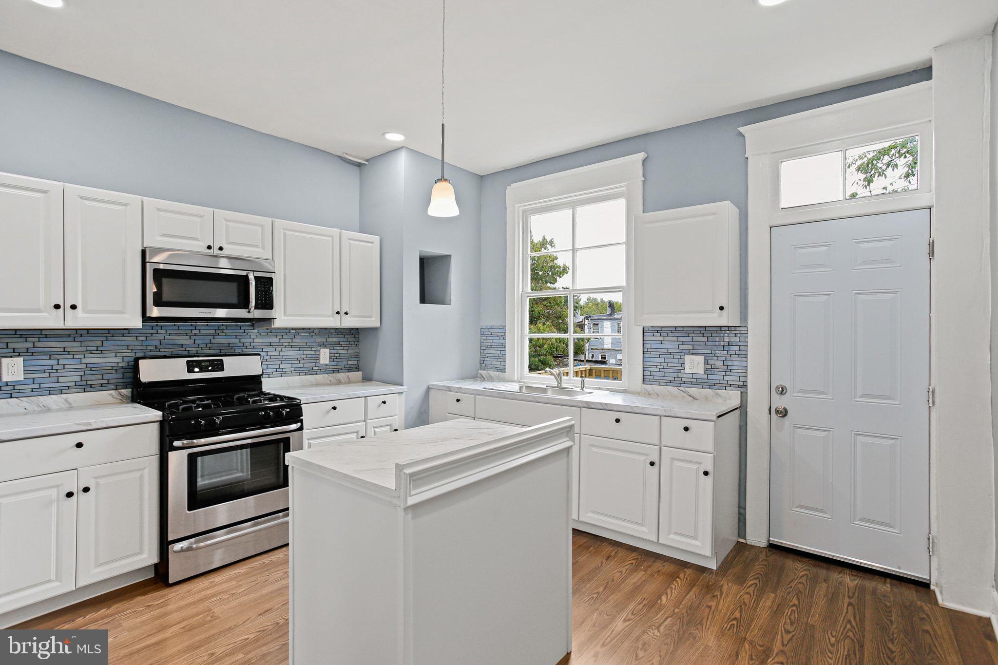 BELAIR-EDISON - Residential