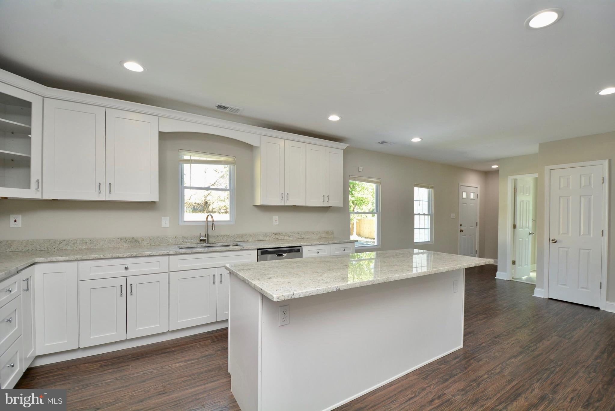 SWANLAND HEIGHTS - Residential