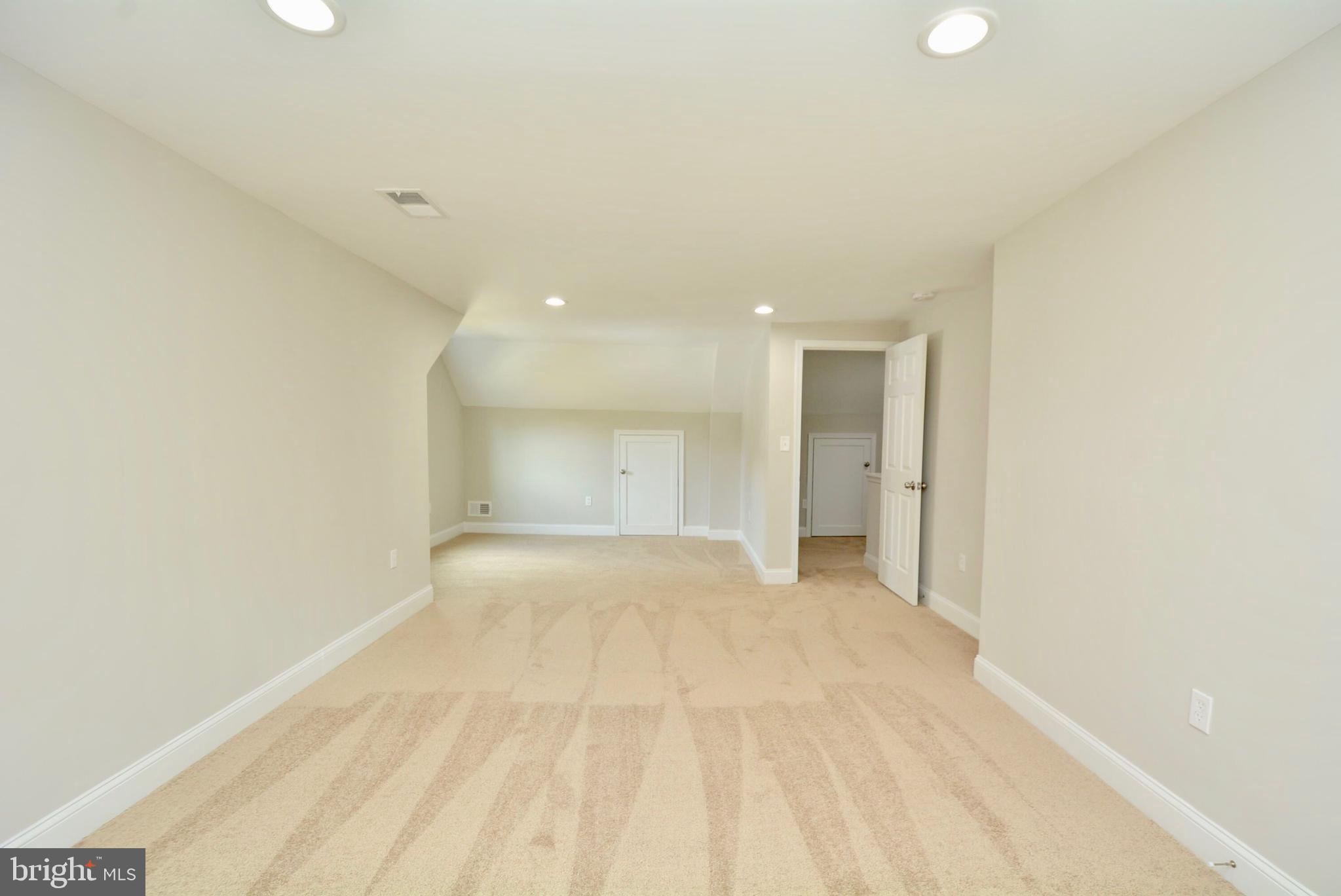 SWANLAND HEIGHTS - Residential