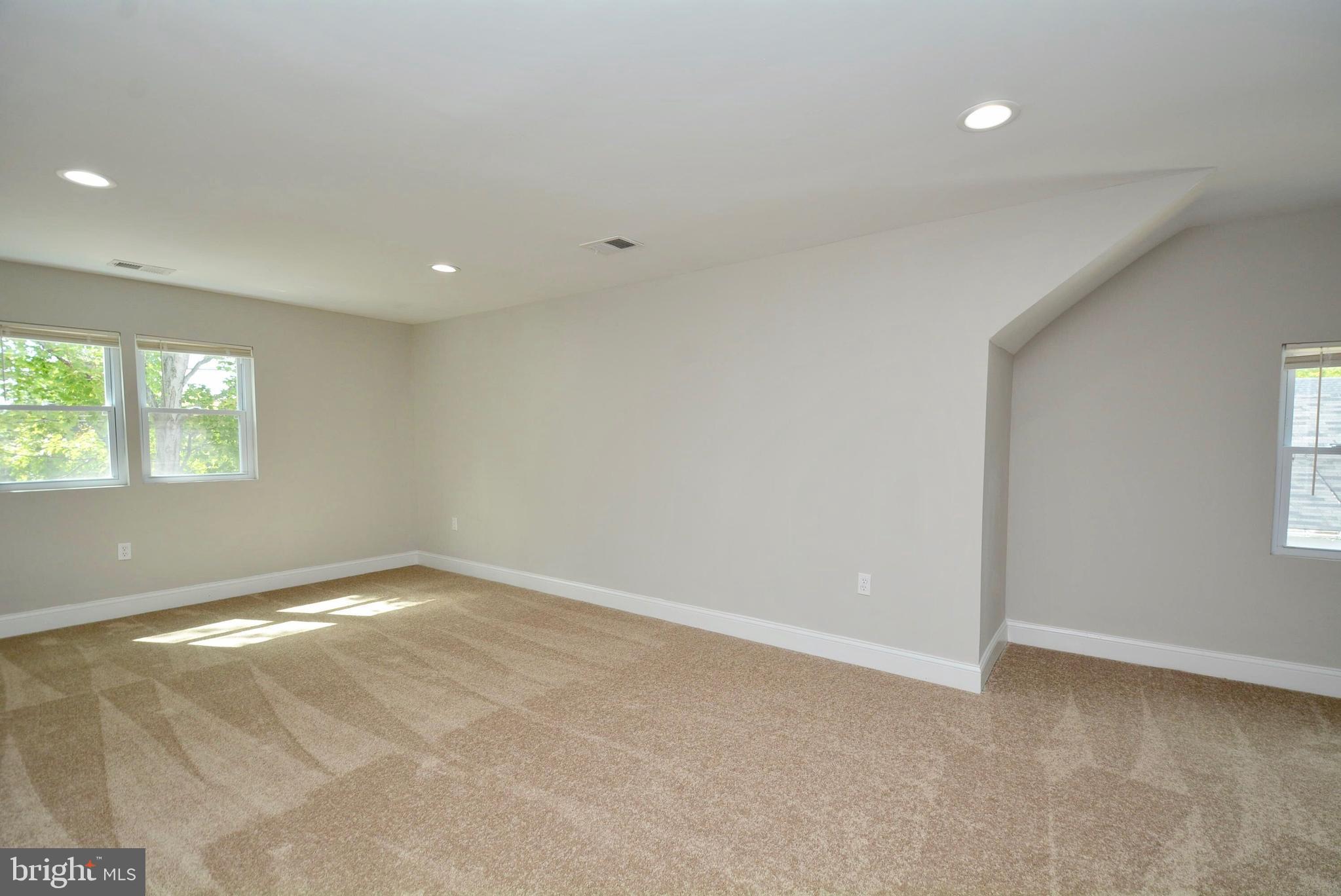 SWANLAND HEIGHTS - Residential