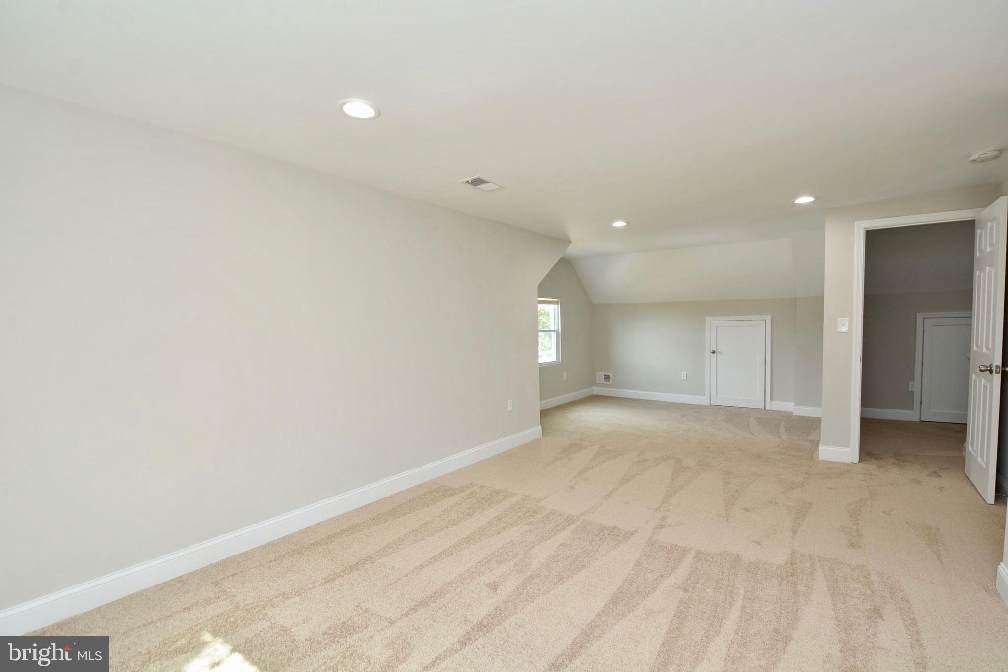 SWANLAND HEIGHTS - Residential