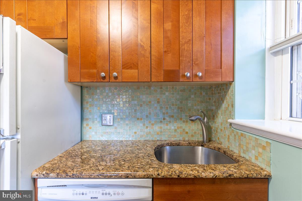 FAIRLINGTON VILLAGES - Residential Lease