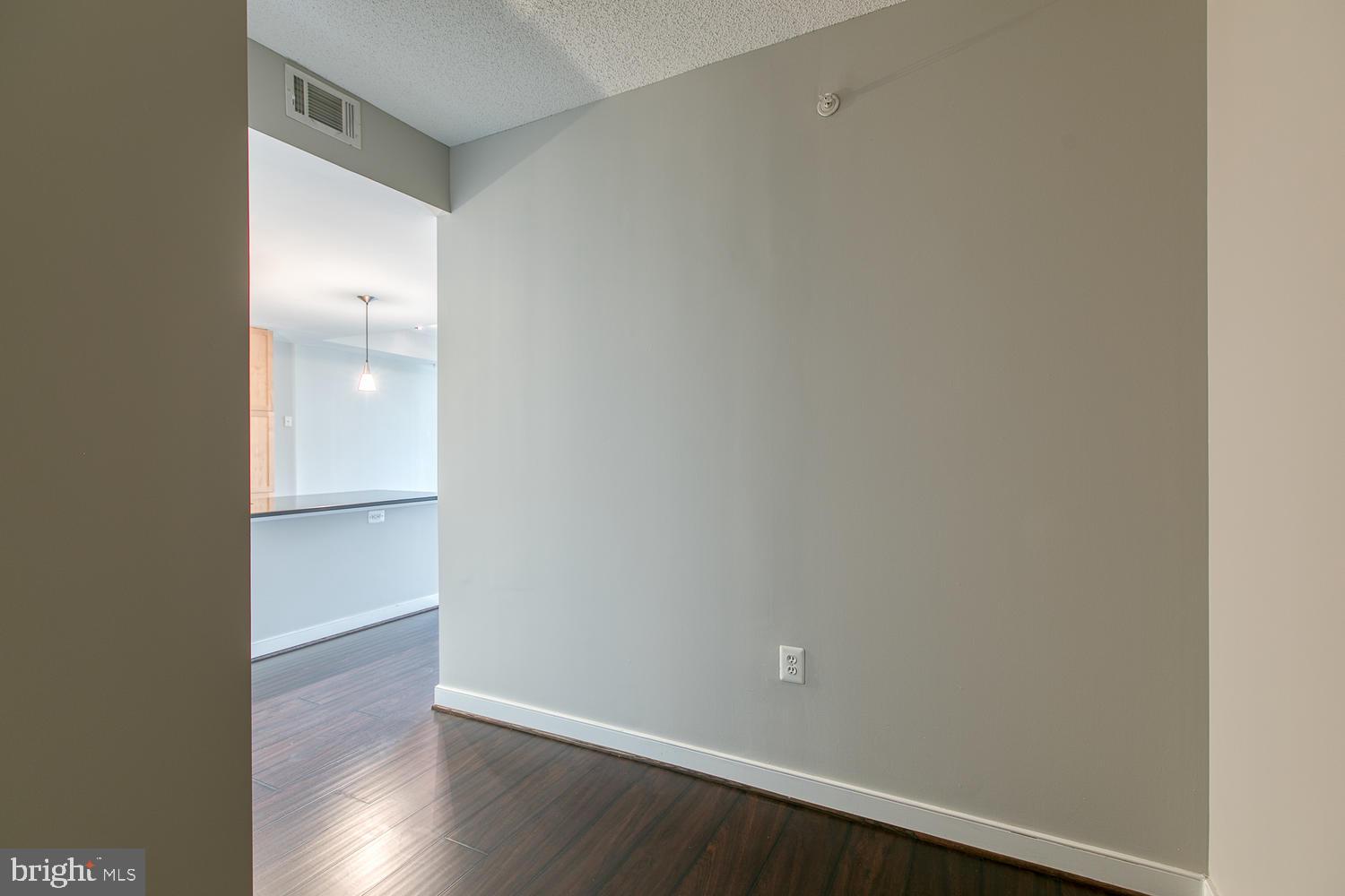 HAWTHORN - Residential Lease