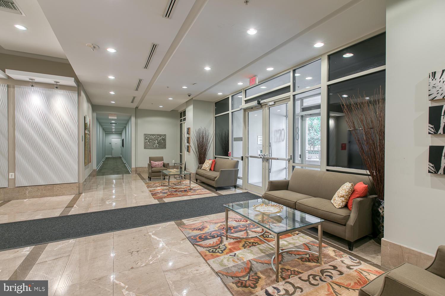 HAWTHORN - Residential Lease