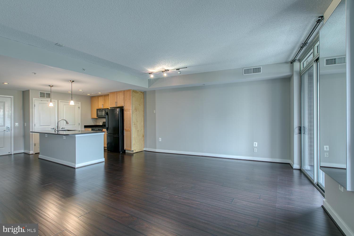 HAWTHORN - Residential Lease