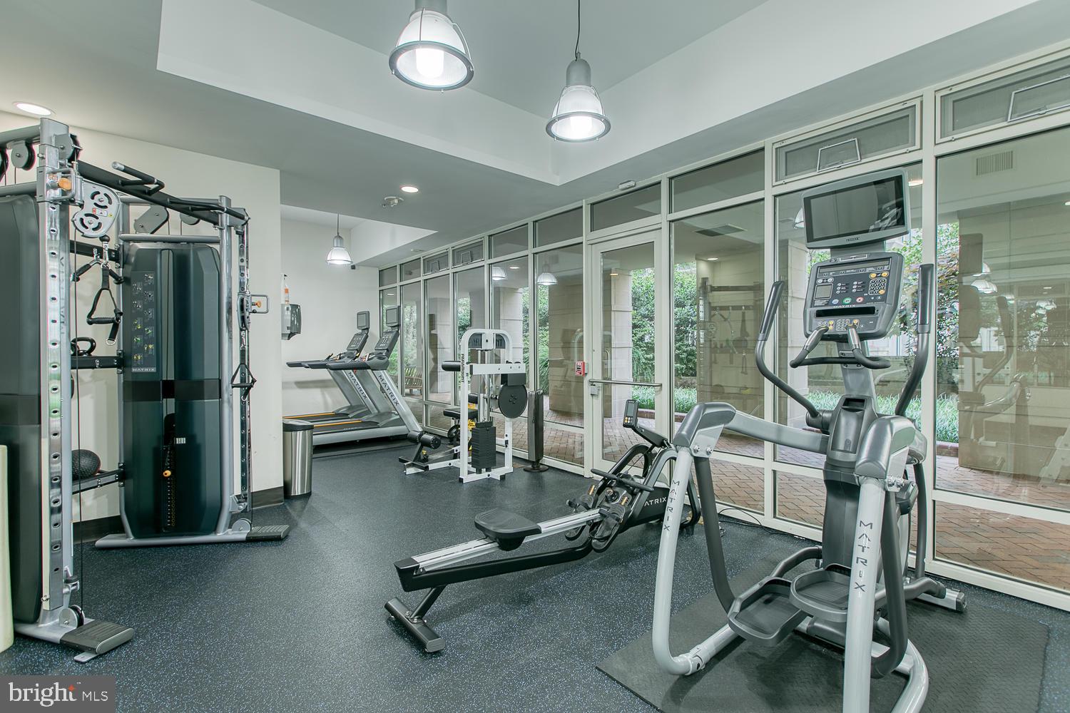 HAWTHORN - Residential Lease