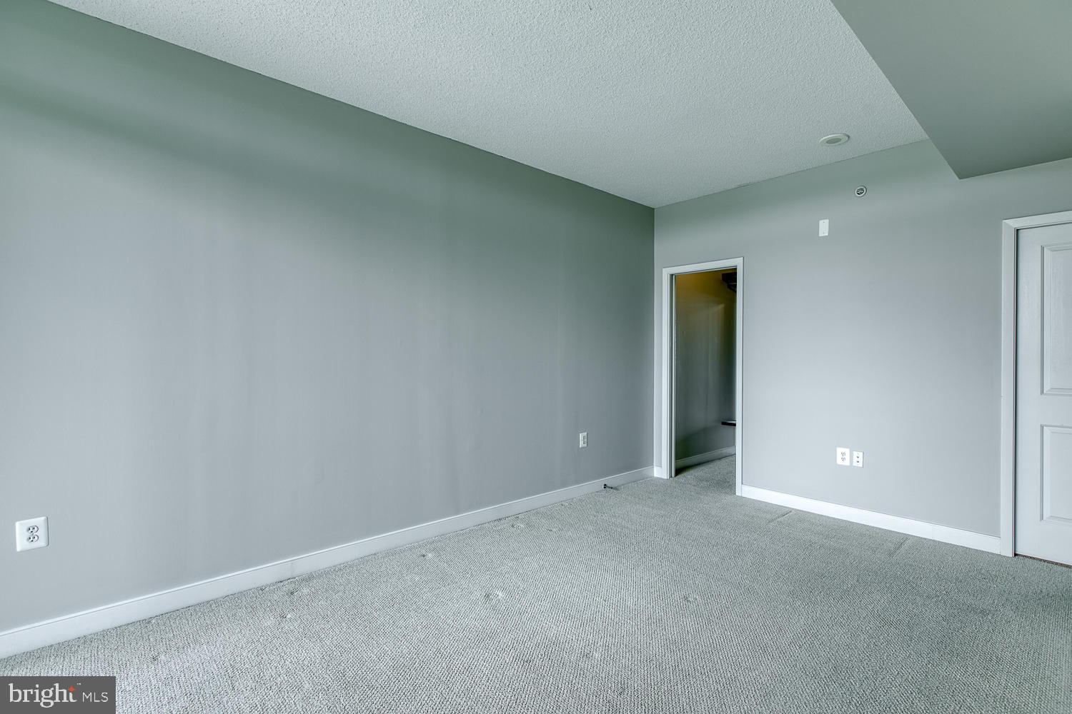 HAWTHORN - Residential Lease