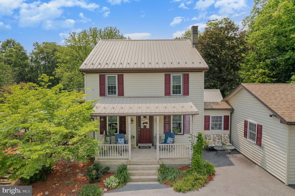 Photo of 838 STACKSTOWN RD, BAINBRIDGE, PA 17502 (MLS # PALA2035548)