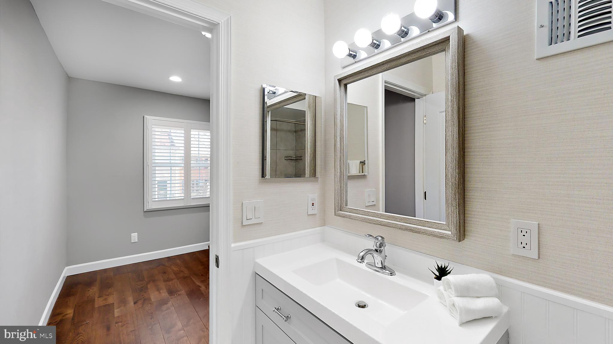 CHARLESTOWN - Residential