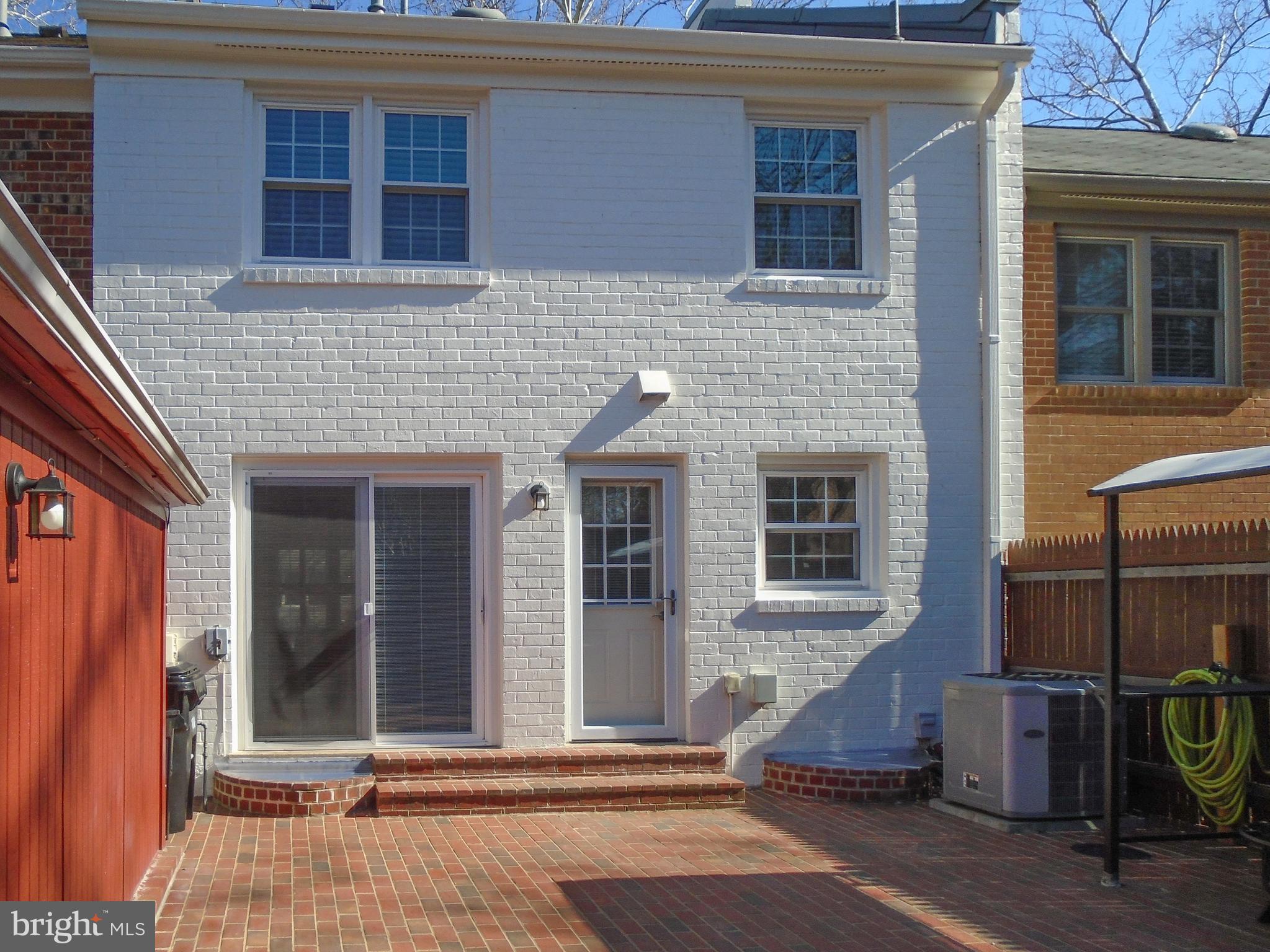 CHARLESTOWN - Residential