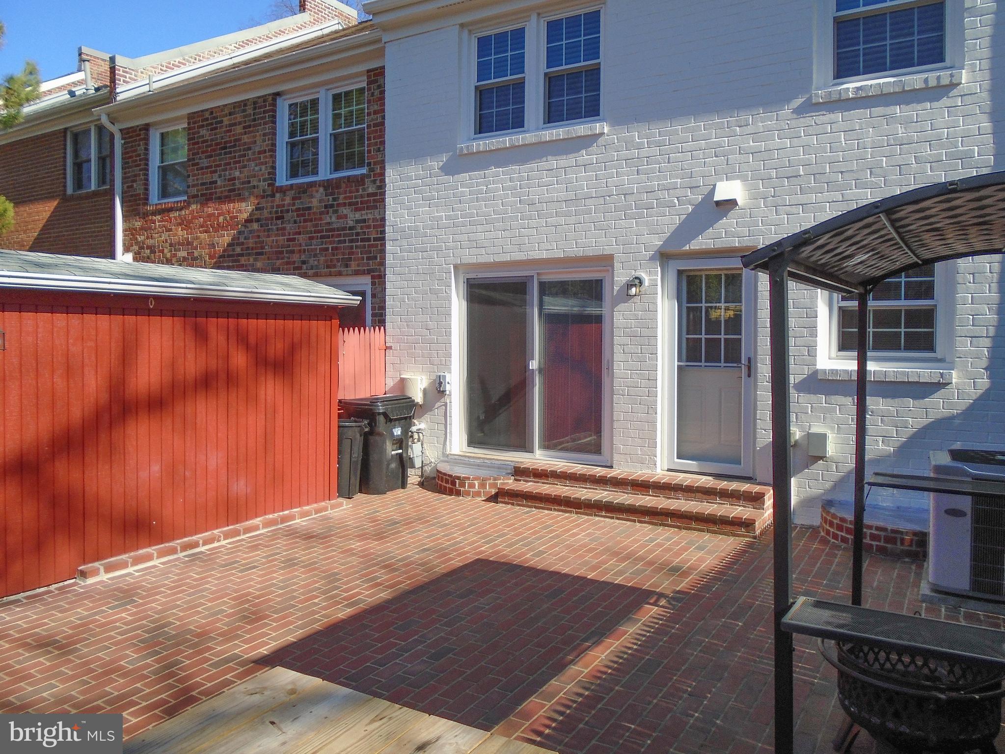 CHARLESTOWN - Residential