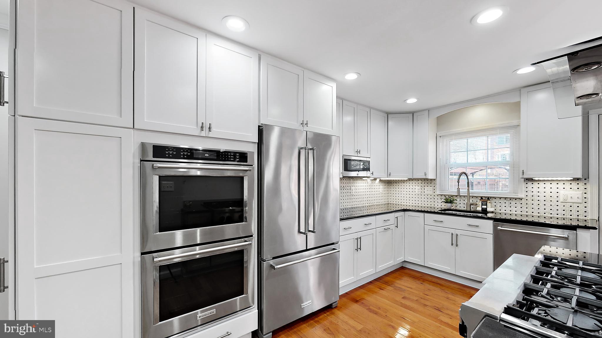 CHARLESTOWN - Residential