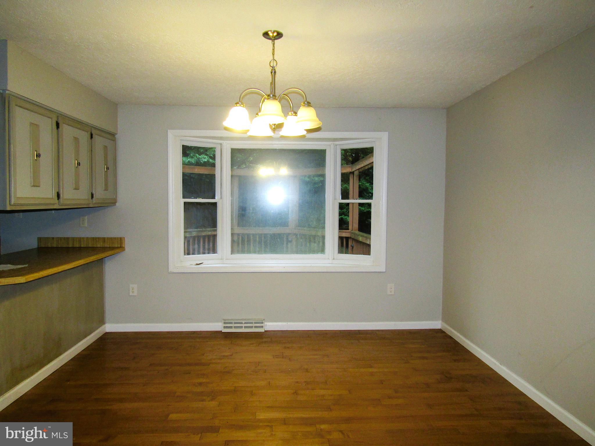 INDIAN CREEK ESTATES - Residential