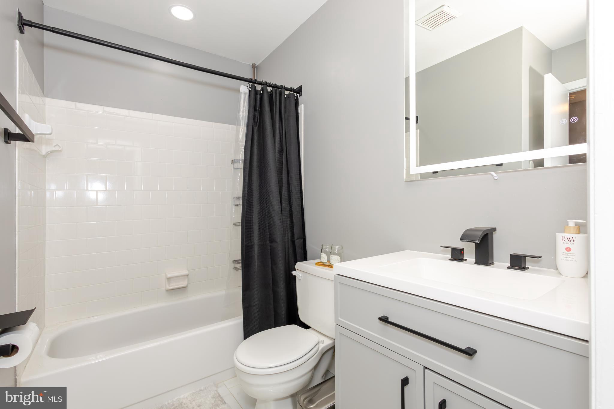 PAINTERS HILL - Residential