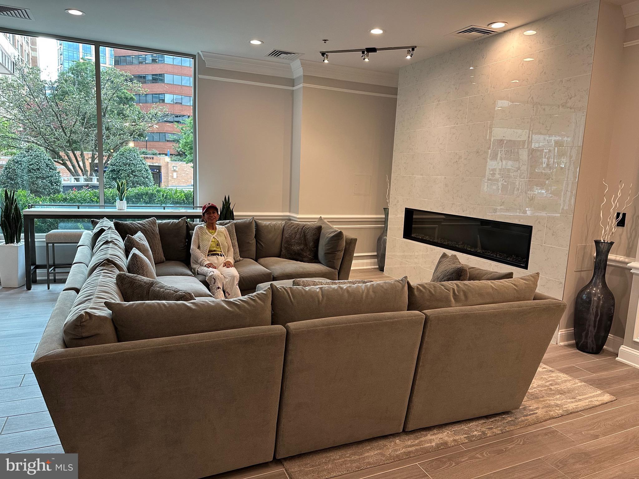 BALLSTON - Residential Lease