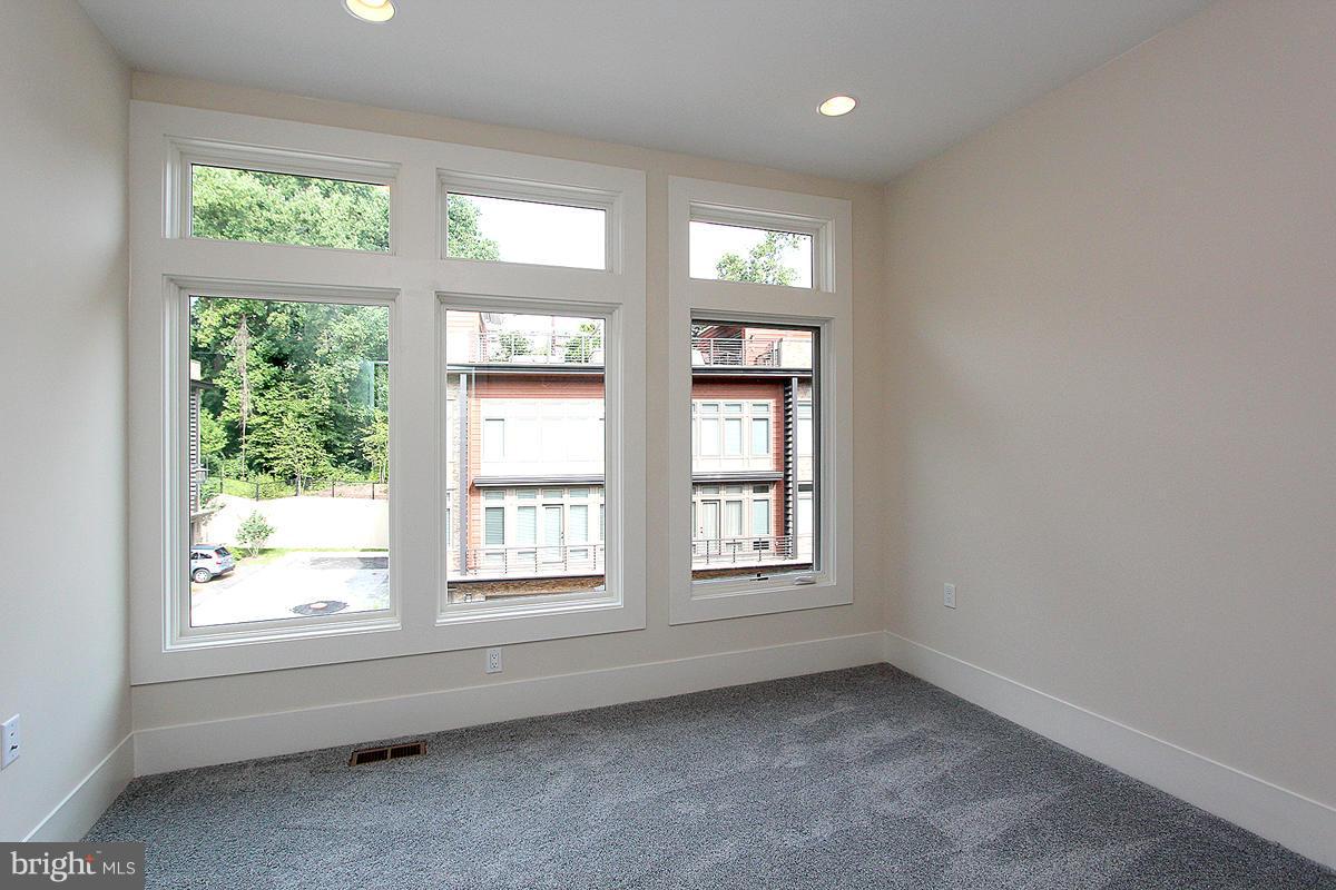 LITTLE FALLS PLACE - Residential