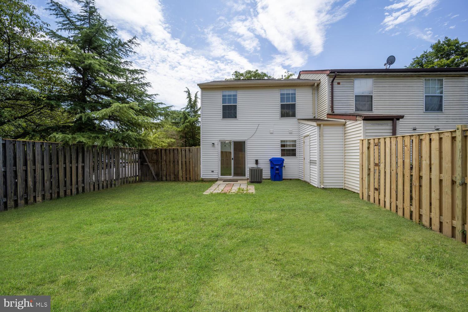 TANGLEWOOD TOWNHOMES - Residential