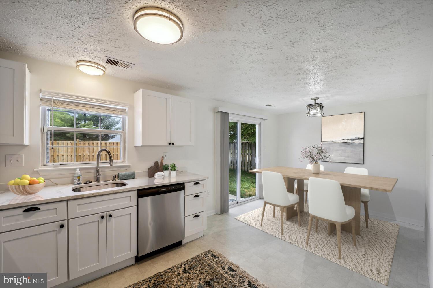 TANGLEWOOD TOWNHOMES - Residential