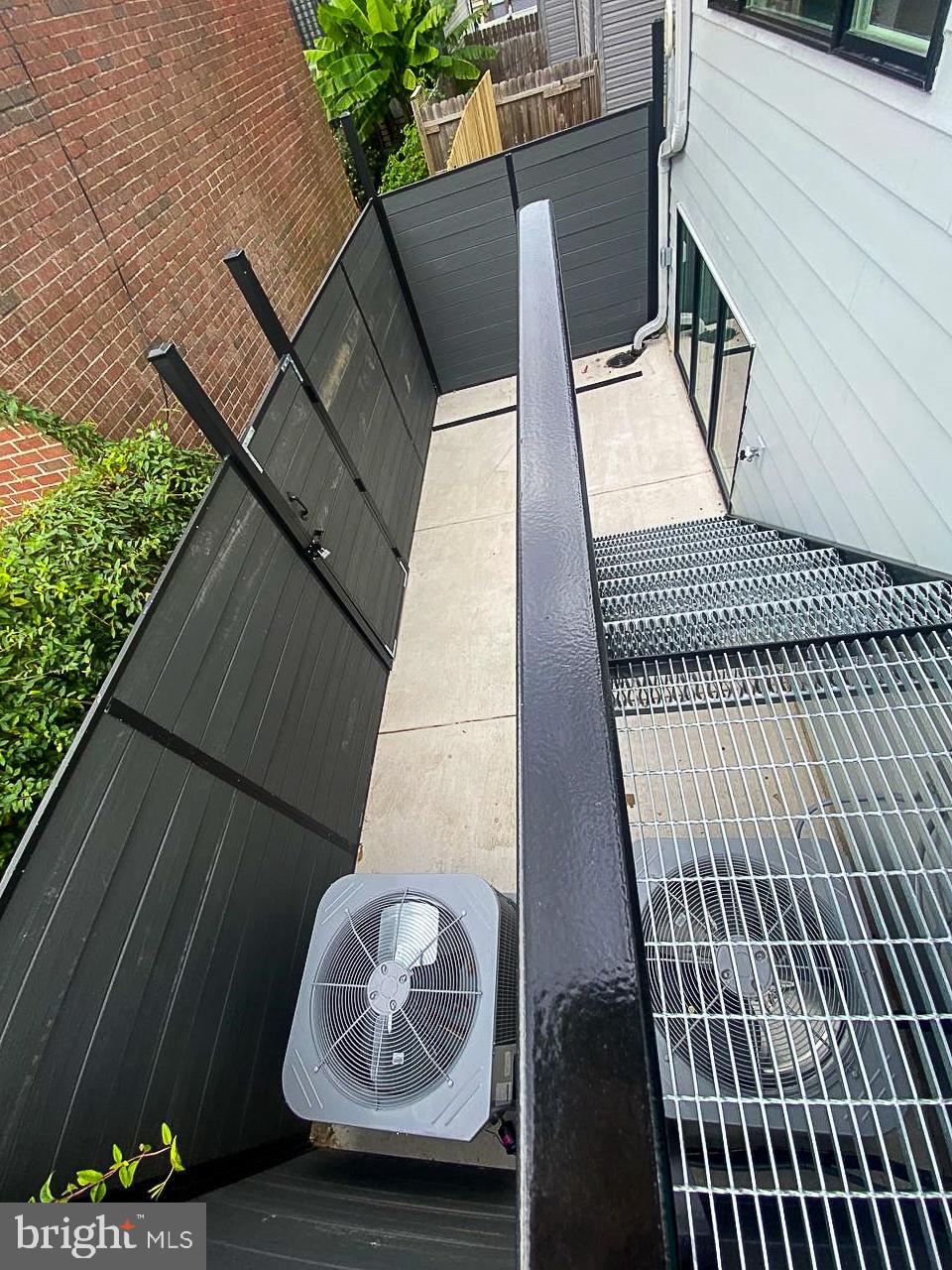 FRANCISVILLE - Residential