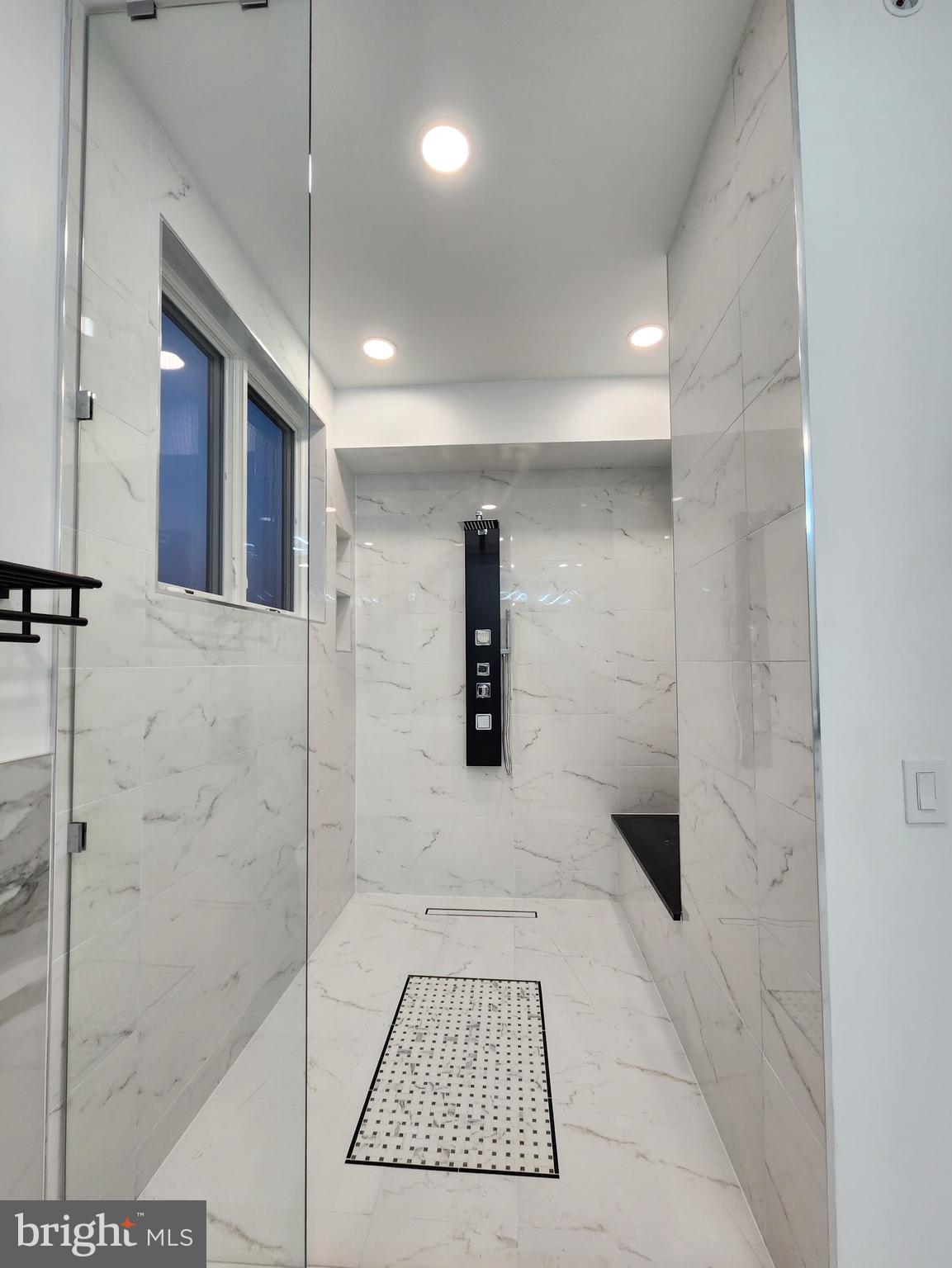 FRANCISVILLE - Residential